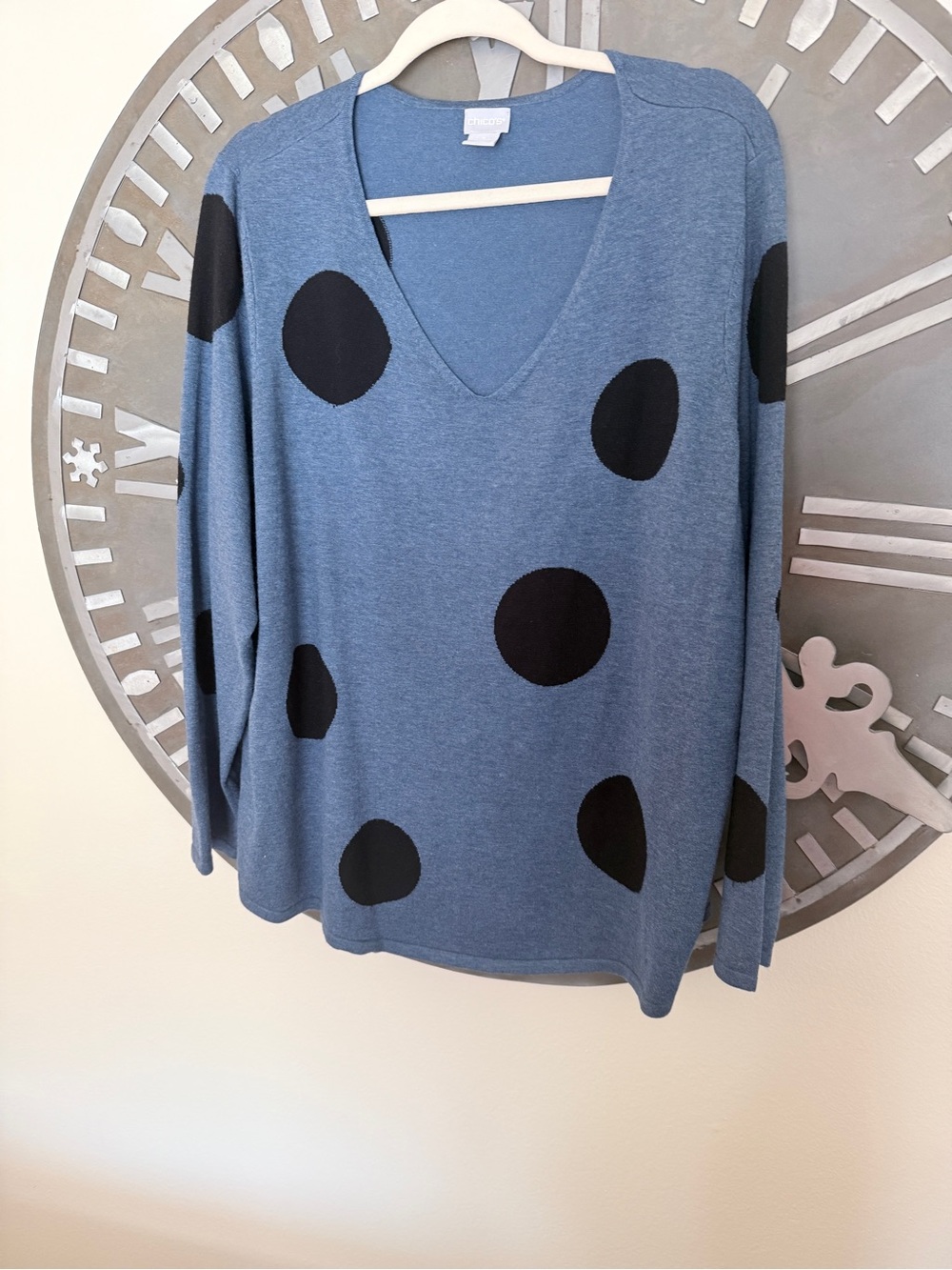 Chico's Blue V-Neck Polka Dot Sweater